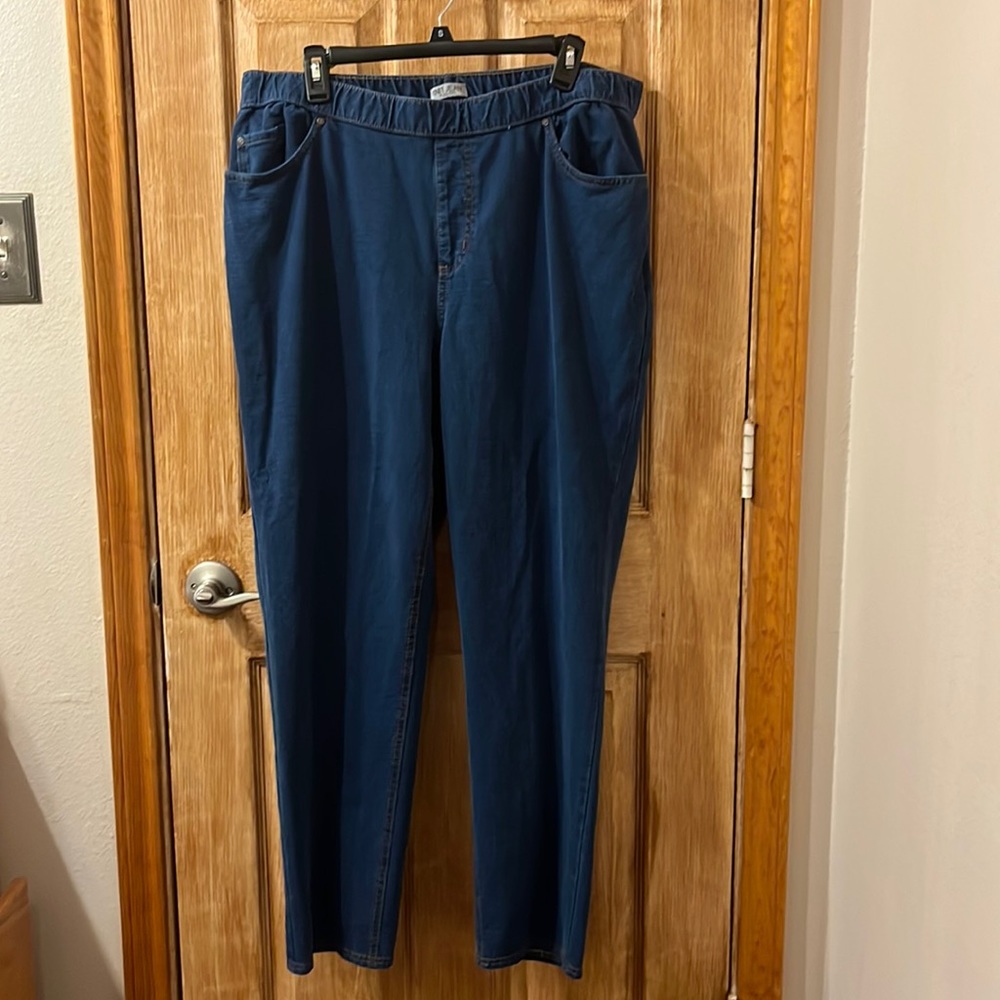 Catherine’s Knit Pull on Jean